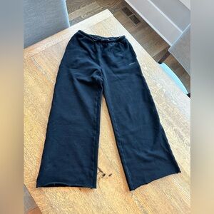 Aritzia Sweatfleece Black Pant